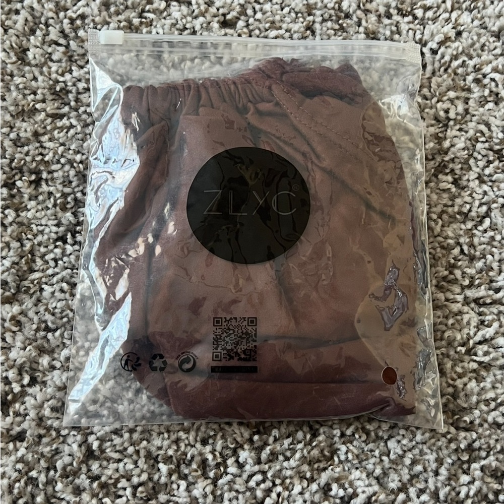 Brown Silk Lined Underscarf